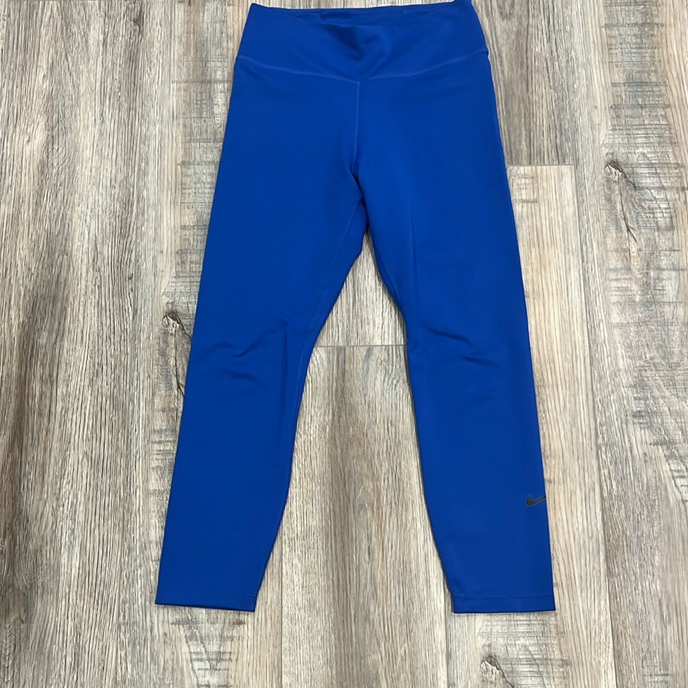Nike Blue Cropped Leggings